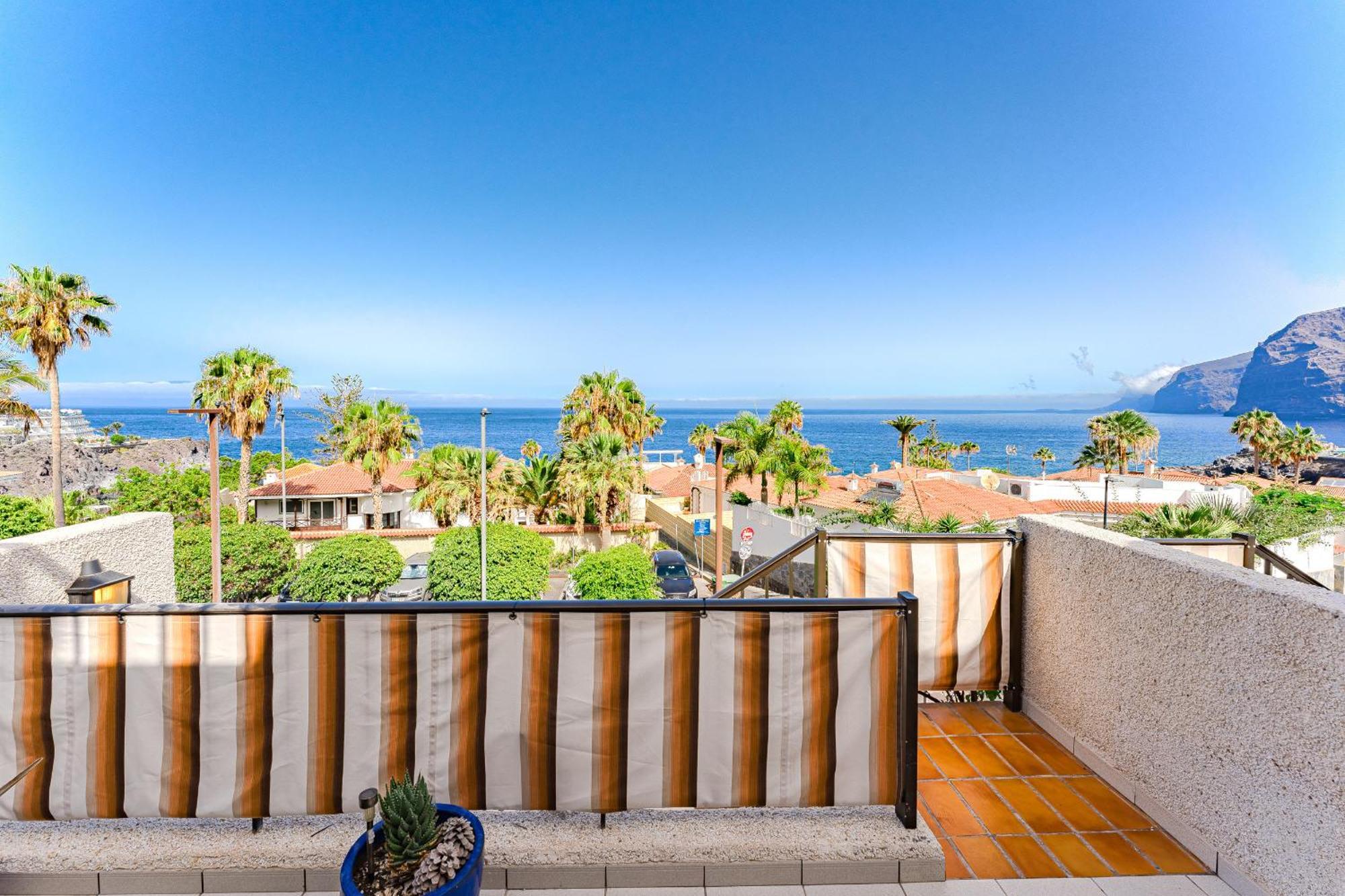 Sea View Apartment Deja Blue - Los Gigantes Puerto de Santiago  Extérieur photo